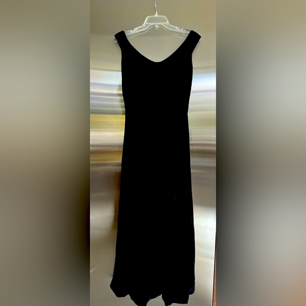 Beautiful Vintage Black Velvet off/or on the shoulder long dress/gown